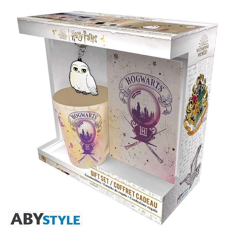 Abystyle Harry Potter Hogwarts Gift Set 250 ml Mug + Keychain + Notebook