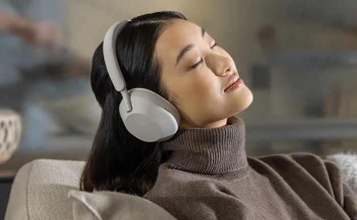 Featured-Headphones-and-Earbuds.webp