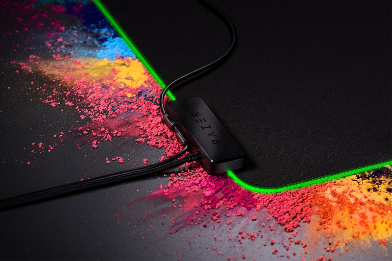 Razer Goliathus Chroma Black Gaming Mousepad (35 x 25 x 0.3 cm)