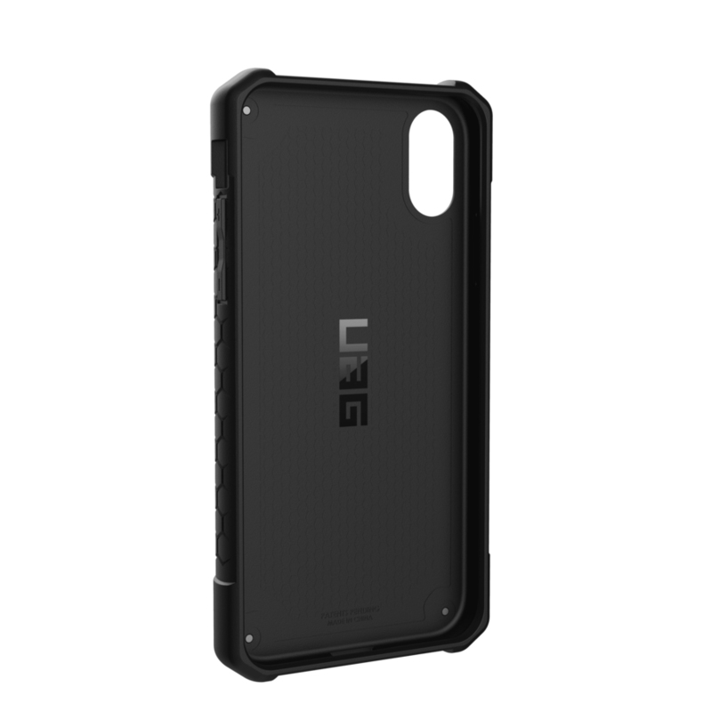 UAG Monarch Case Carbon Fiber for iPhone XR